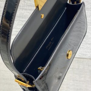 img_2b46f204_20240905_i1725526280_9886_6_jpg FLAP BAG 18 IN BLACK PATENT CALFSKIN