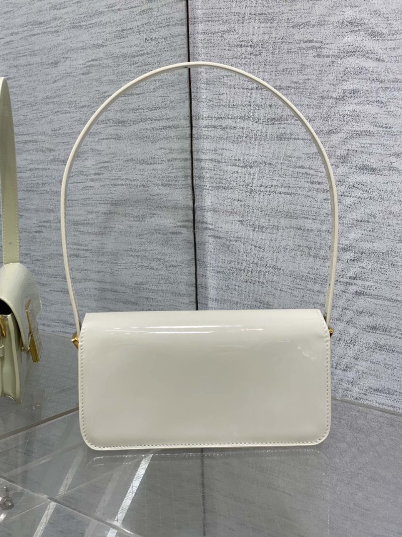 img_2b46f204_20240905_i1725526608_7792_5_jpg FLAP BAG 18 IN WHITE PATENT CALFSKIN