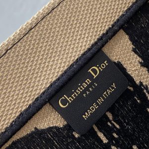 LARGE BOOK TOTE 42 BEIGE AND BLACK MISS DIOR GRAFFITI EMBROIDERY