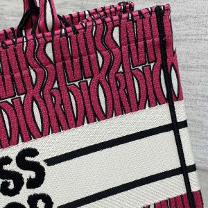 MISS TOTE 36 IN MAGENTA PURPLE CANVAS