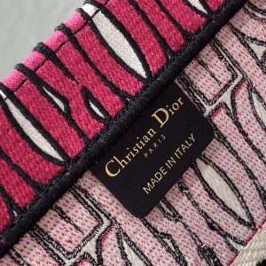 MISS TOTE 36 IN MAGENTA PURPLE CANVAS