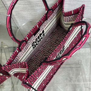 MISS TOTE 36 IN MAGENTA PURPLE CANVAS