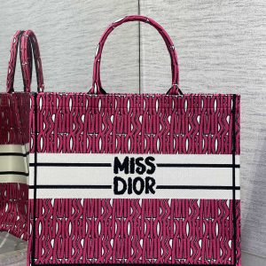img_2b46f204_20240907_i1725692597_9312_3_jpg MISS LARGE TOTE 42 IN MAGENTA PURPLE CANVAS