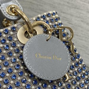 img_2b46f204_20240918_i1726637979_9045_1_jpg CD Medium Lady 24 Silver Metalic Lambskin Pearl