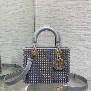 img_2b46f204_20240918_i1726637979_9993_5_jpg CD Medium Lady 24 Silver Metalic Lambskin Pearl