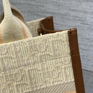 img_2b46f204_20240921_i1726907099_1484_3_jpg Small Book Tote 27 Beige Oblique Embroidered Raffia Camel Calfskin