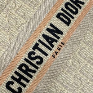 img_2b46f204_20240921_i1726907099_5463_2_jpg Small Book Tote 27 Beige Oblique Embroidered Raffia Camel Calfskin