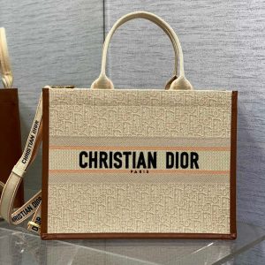 Medium Book Tote 37 Beige Oblique Embroidered Raffia Camel Calfskin