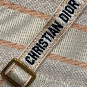 Medium Book Tote 37 Beige Oblique Embroidered Raffia Camel Calfskin