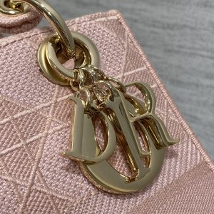 img_2b46f204_20240925_i1727253418_6552_5_jpg SMALL 24 LADY BAG IN PASTEL PINK CANVAS