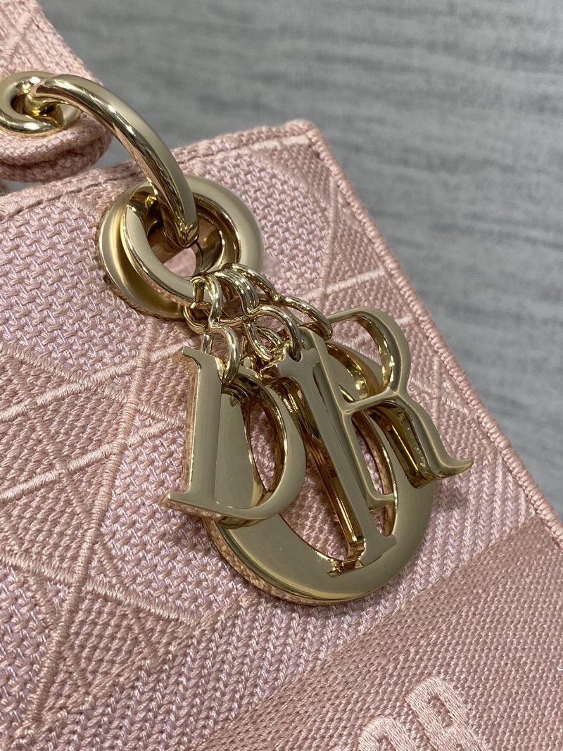 img_2b46f204_20240925_i1727253418_6552_5_jpg SMALL 24 LADY BAG IN PASTEL PINK CANVAS