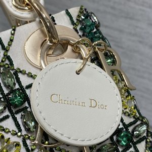 img_2b46f204_20240928_i1727504644_4055_0_jpg MINI 17 LADY BAG IN WHITE SATIN WITH GREEN EMBROIDERED BEADWORK