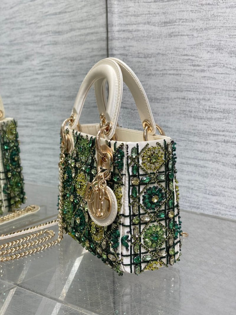 img_2b46f204_20240928_i1727504644_5280_5_jpg MINI 17 LADY BAG IN WHITE SATIN WITH GREEN EMBROIDERED BEADWORK