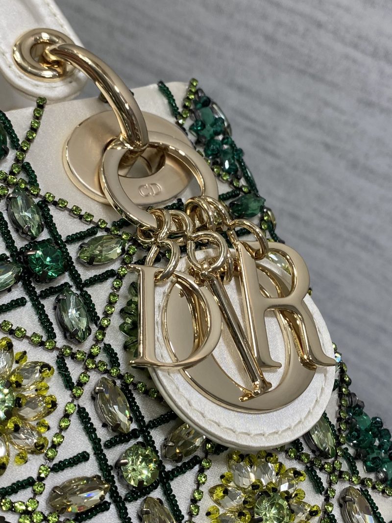 img_2b46f204_20240928_i1727504644_5603_3_jpg MINI 17 LADY BAG IN WHITE SATIN WITH GREEN EMBROIDERED BEADWORK