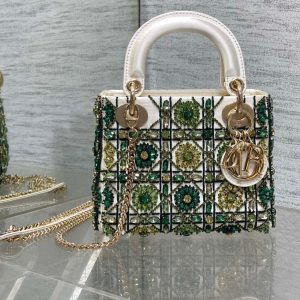img_2b46f204_20240928_i1727504644_5881_6_jpg MINI 17 LADY BAG IN WHITE SATIN WITH GREEN EMBROIDERED BEADWORK