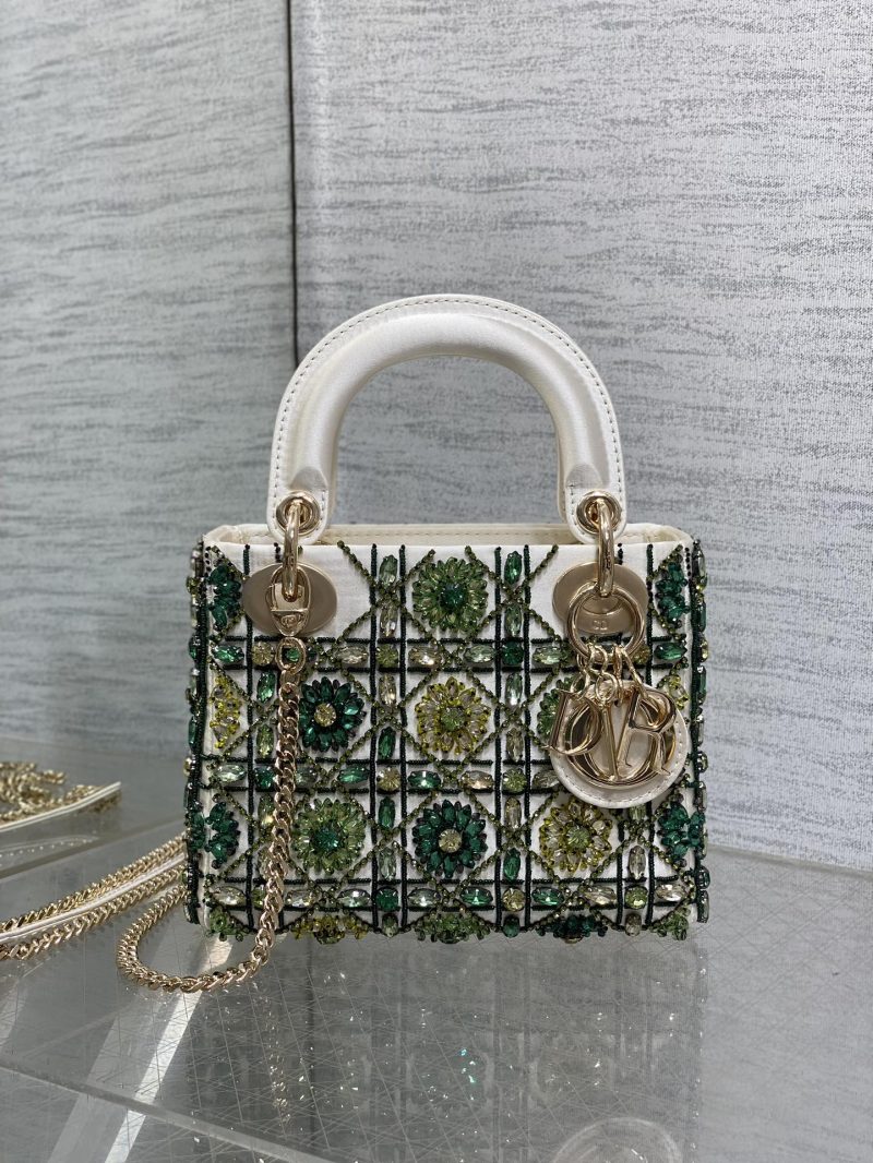 img_2b46f204_20240928_i1727504644_9045_8_jpg MINI 17 LADY BAG IN WHITE SATIN WITH GREEN EMBROIDERED BEADWORK