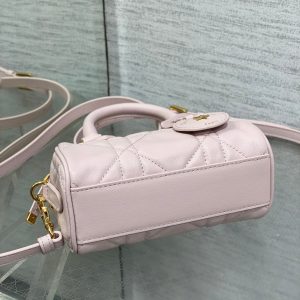 img_2b46f204_20241006_i1728202210_2368_0_jpg GROOVE MINI 17 BAG IN LIGHT PINK LAMBSKIN