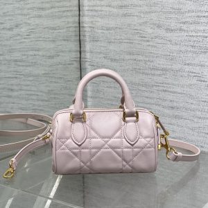 img_2b46f204_20241006_i1728202210_4001_1_jpg GROOVE MINI 17 BAG IN LIGHT PINK LAMBSKIN