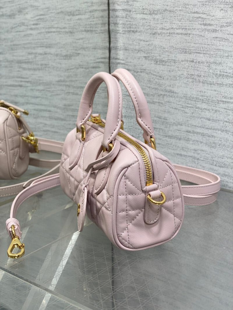 img_2b46f204_20241006_i1728202211_7603_7_jpg GROOVE MINI 17 BAG IN LIGHT PINK LAMBSKIN
