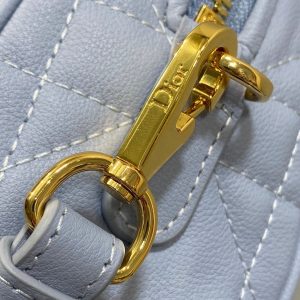 img_2b46f204_20241006_i1728202694_1111_6_jpg GROOVE MINI 17 BAG IN LIGHT BLUE LAMBSKIN