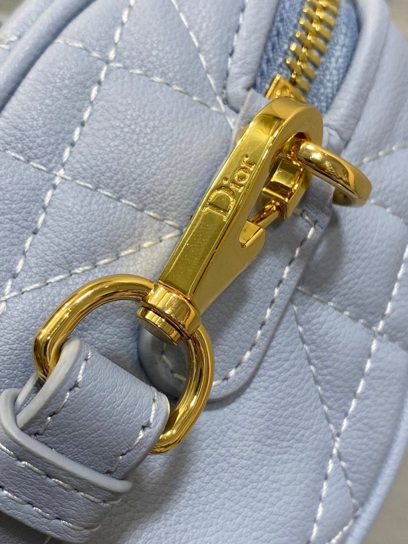 img_2b46f204_20241006_i1728202694_1111_6_jpg GROOVE MINI 17 BAG IN LIGHT BLUE LAMBSKIN