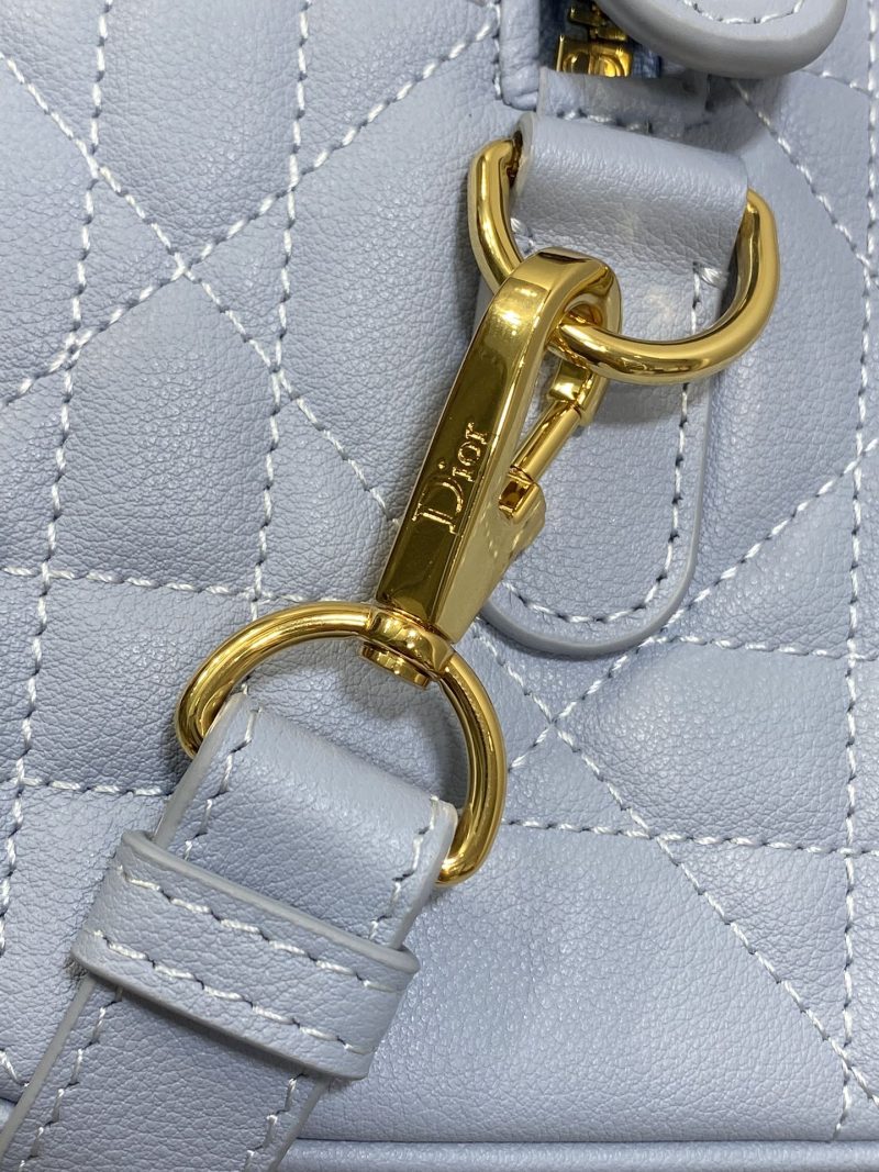 img_2b46f204_20241006_i1728202748_465_5_jpg GROOVE 20 BAG IN LIGHT BLUE LAMBSKIN