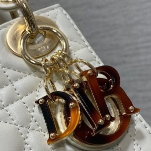 img_2b46f204_20241008_i1728331598_5934_2_jpg MINI 17 LADY BAG IN WHITE MACROCANNAGE LAMBSKIN WITH GOLD HARDWARE