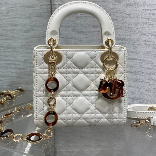 img_2b46f204_20241008_i1728331598_7702_1_jpg MINI 17 LADY BAG IN WHITE MACROCANNAGE LAMBSKIN WITH GOLD HARDWARE