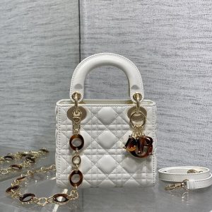 img_2b46f204_20241008_i1728331598_9925_4_jpg MINI 17 LADY BAG IN WHITE MACROCANNAGE LAMBSKIN WITH GOLD HARDWARE