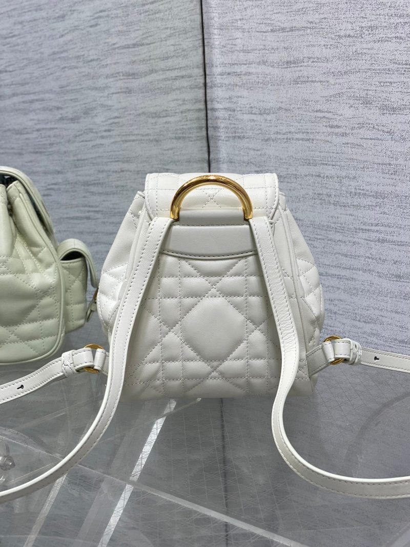 img_2b46f204_20241015_i1728965904_7977_2_jpg SMALL 20 CARO BACKPACK IN WHITE MACROCANNAGE LAMBSKIN