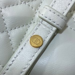 img_2b46f204_20241015_i1728965904_9194_4_jpg SMALL 20 CARO BACKPACK IN WHITE MACROCANNAGE LAMBSKIN