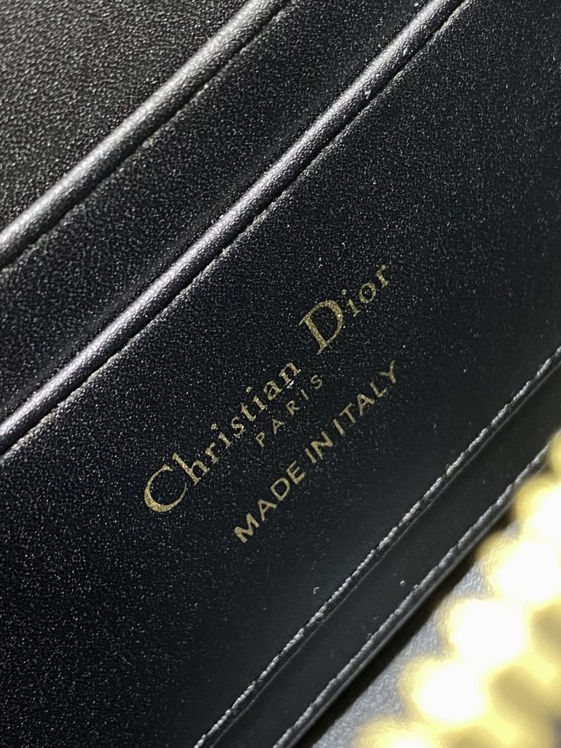 img_2b46f204_20241015_i1728969642_2348_8_jpg MINI GROOVE 20 BAG IN BLACK MACROCANNAGE CALFSKIN