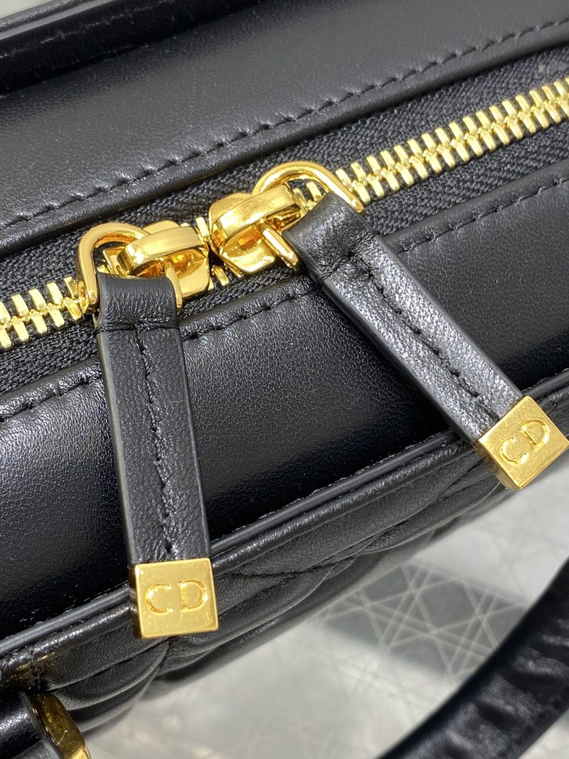 img_2b46f204_20241015_i1728969642_4369_6_jpg MINI GROOVE 20 BAG IN BLACK MACROCANNAGE CALFSKIN