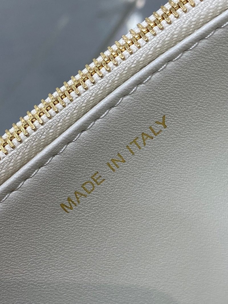 img_2b46f204_20241019_i1729320820_1479_5_jpg MISS CARO MINI 17 BAG IN WHITE MACROCANNAGE LAMBSKIN