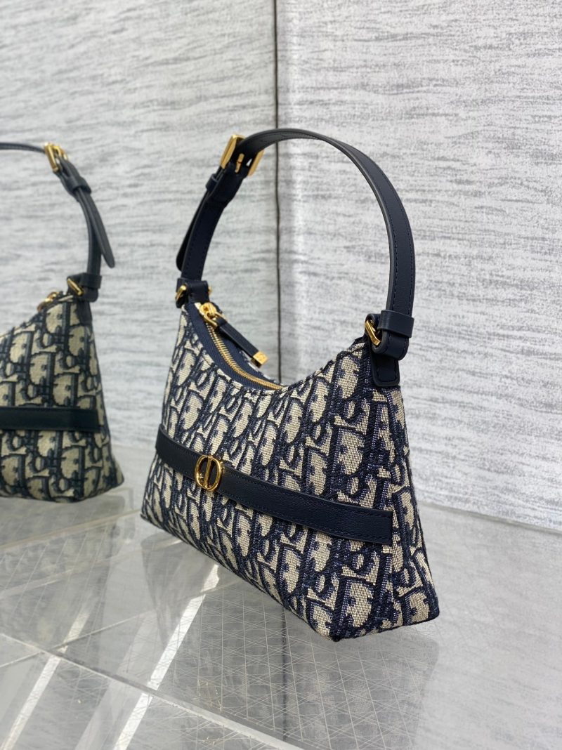 img_2b46f204_20241019_i1729322198_7107_0_jpg MONTAIGNE CIGALE MINI 24 BAG IN BLUE DIOR OBLIQUE JACQUARD