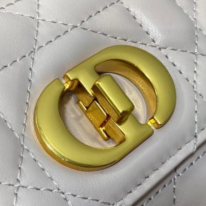 MONTAIGNE AVENUE MINI 19 BAG IN LIGHT PINK CALFSKIN WITH GOLD HARDWARE