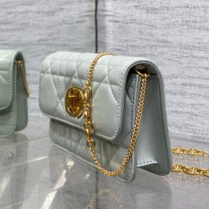 MONTAIGNE AVENUE MINI 19 BAG IN PISTACHIO GREEN CALFSKIN WITH GOLD HARDWARE