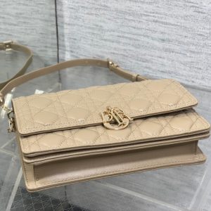 MINI BAG 24 IN CAMEL BEIGE PATENT CANNAGE CALFSKIN