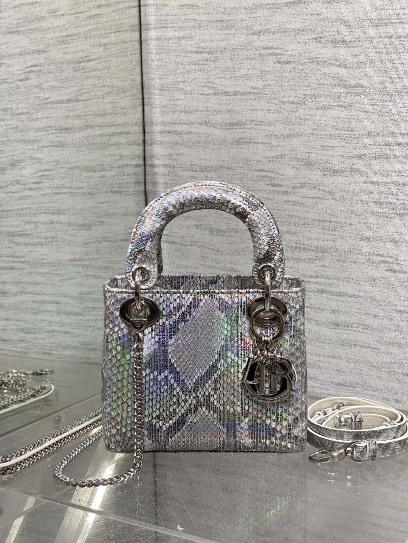 img_2b46f204_20241028_i1730103777_5542_0_jpg MINI 17 LADY BAG IN SILVER SNAKESKIN PATTERN LAMBSKIN