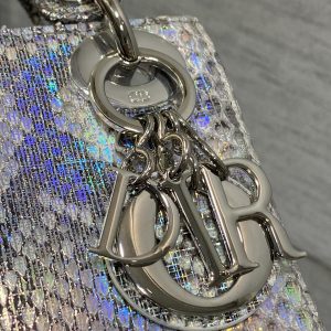 img_2b46f204_20241028_i1730103777_7233_1_jpg MINI 17 LADY BAG IN SILVER SNAKESKIN PATTERN LAMBSKIN