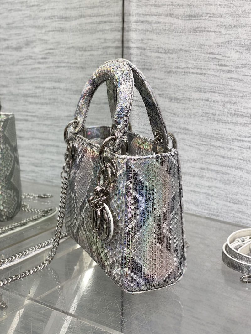 img_2b46f204_20241028_i1730103777_9432_5_jpg MINI 17 LADY BAG IN SILVER SNAKESKIN PATTERN LAMBSKIN