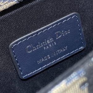 MONTAIGNE EAST-WEST 21 BAG WITH CHAIN IN NAVY BLUE LAMBSKIN AND MONOGRAM JACQUARD