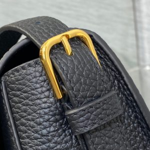 img_2b46f204_20241101_i1730440291_7302_1_jpg MEDIUM 27 BOBBY BAG IN BLACK LAMBSKIN