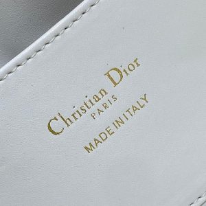 WALK IN PURSE 36 BAG WHITE LAMBSKIN WITH GOLD HARDWARE