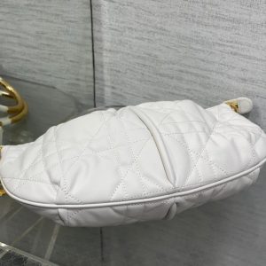 WALK IN PURSE 36 BAG WHITE LAMBSKIN WITH GOLD HARDWARE