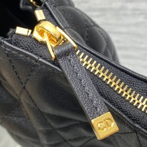 WALK IN PURSE 36 BAG BLACK LAMBSKIN WITH GOLD HARDWARE