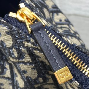 img_2b46f204_20241101_i1730442343_4176_6_jpg WALK IN PURSE 36 BAG BLUE OBLIQUE JACQUARD