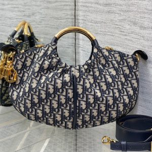 img_2b46f204_20241101_i1730442343_4559_3_jpg WALK IN PURSE 36 BAG BLUE OBLIQUE JACQUARD