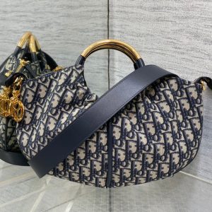 img_2b46f204_20241101_i1730442343_7660_0_jpg WALK IN PURSE 36 BAG BLUE OBLIQUE JACQUARD
