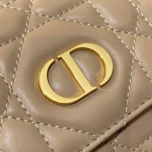 img_2b46f204_20241104_i1730710344_4656_4_jpg MEDIUM 25 CARO BACKPACK ALMOND BEIGE MACROCANNAGE LAMBSKIN